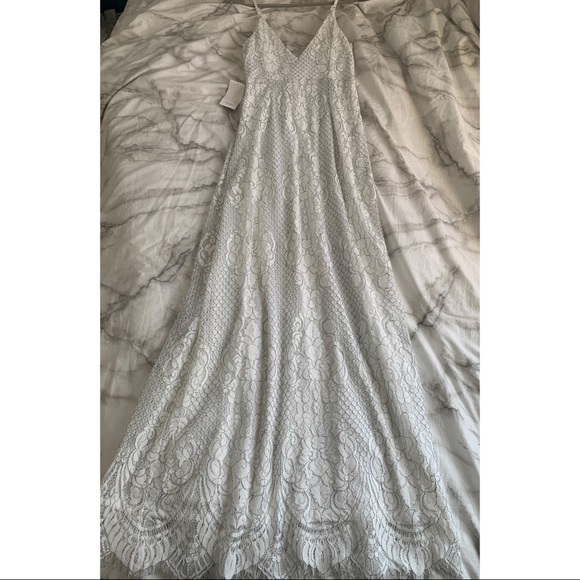*NWT* Tobi Swoon Over You White Lace Maxi Dress Size M - Picture 5 of 8